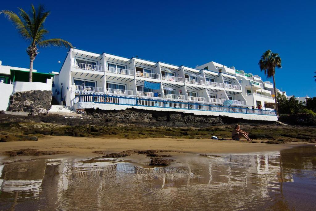Apartamentos Cabrera ปูแอร์โตเดลคาร์เมน ภายนอก รูปภาพ