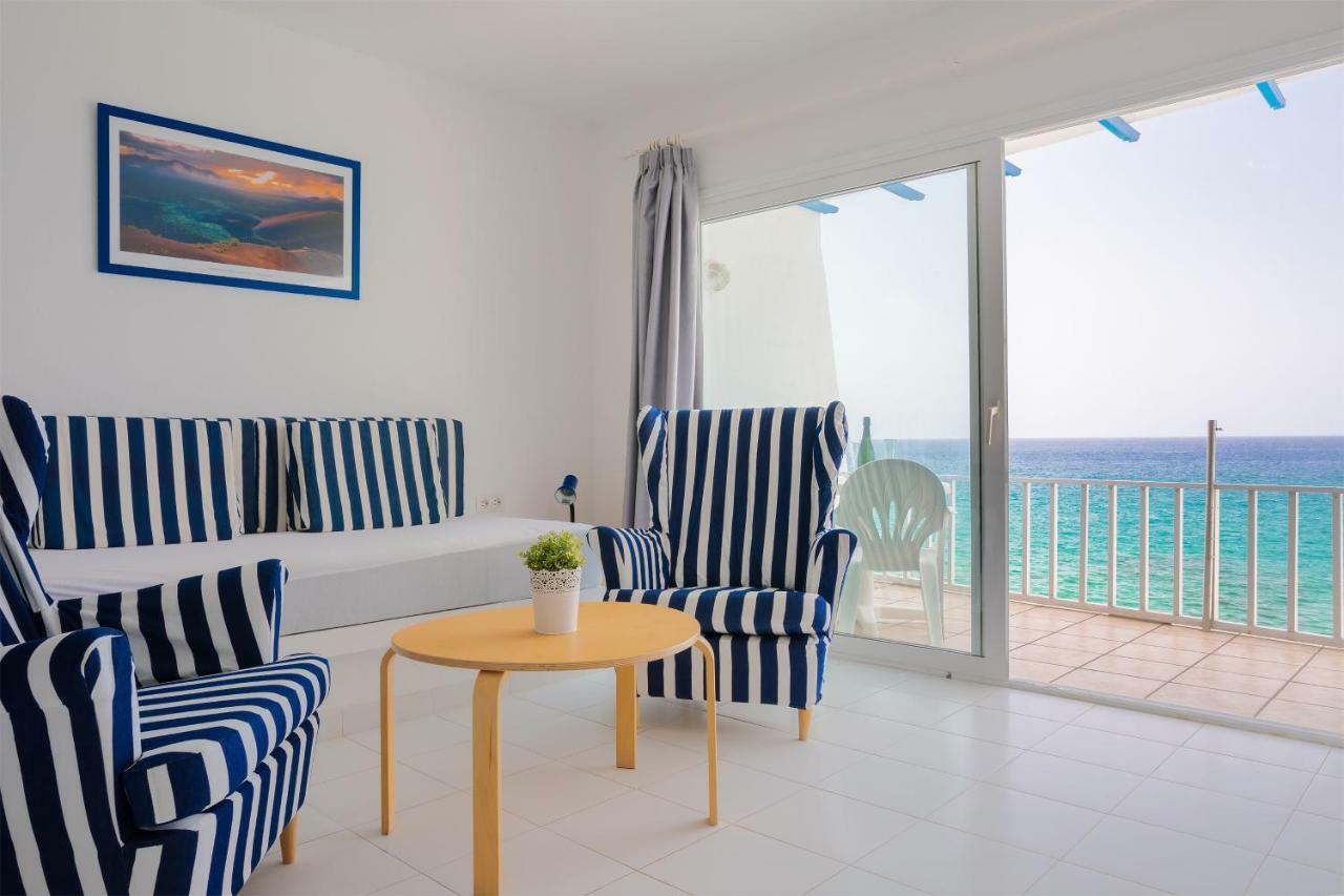 Apartamentos Cabrera ปูแอร์โตเดลคาร์เมน ภายนอก รูปภาพ