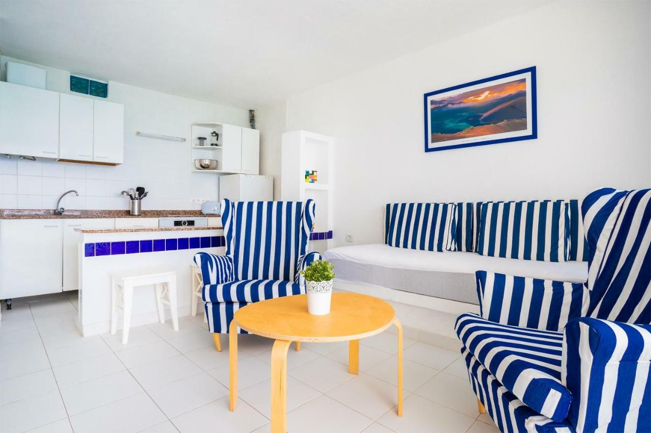 Apartamentos Cabrera ปูแอร์โตเดลคาร์เมน ภายนอก รูปภาพ