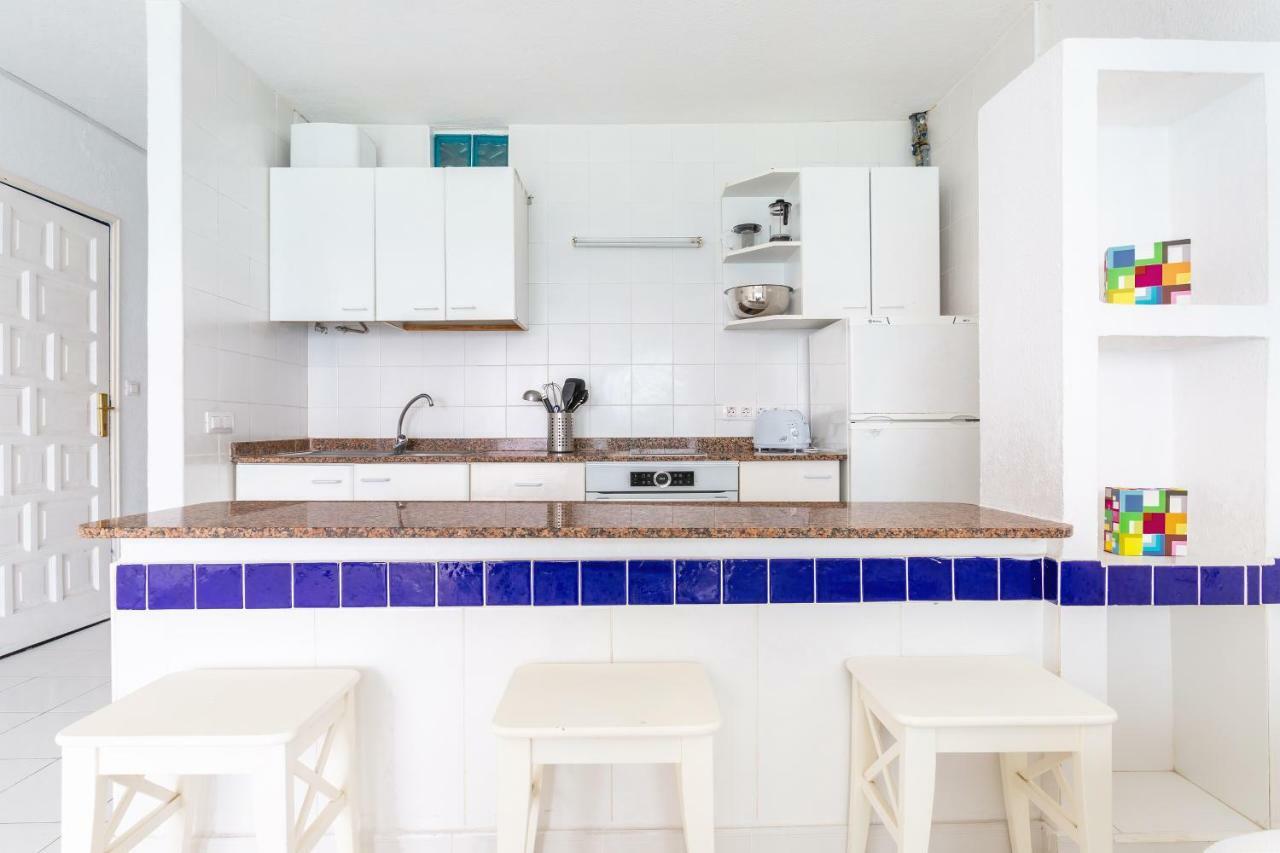 Apartamentos Cabrera ปูแอร์โตเดลคาร์เมน ภายนอก รูปภาพ